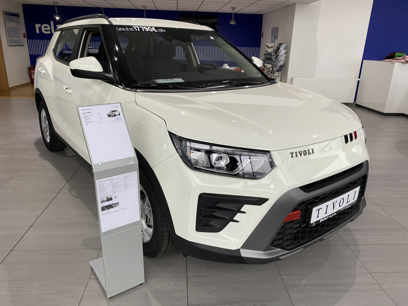 Tivoli biele fwd mt, ch2