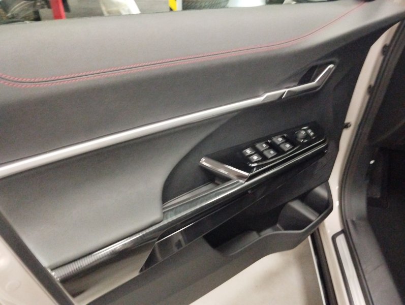ACTYON Premium AWD  Čierna koža 2BL