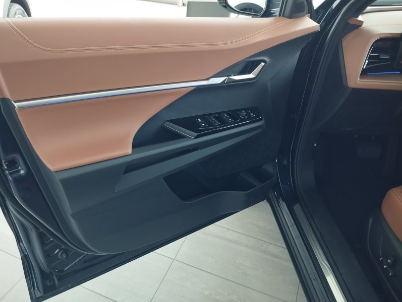 Torres Clever hnedý interiér bas, awd at, TAZ, E16 E70