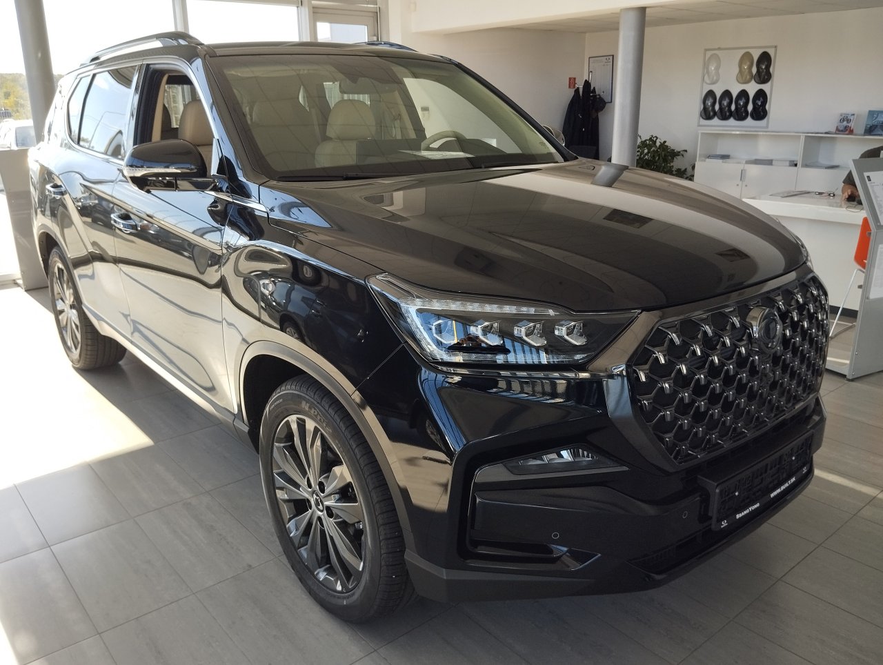 Rexton BE, 7M, ISP, svetlá koža