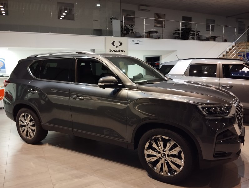 KGM Rexton